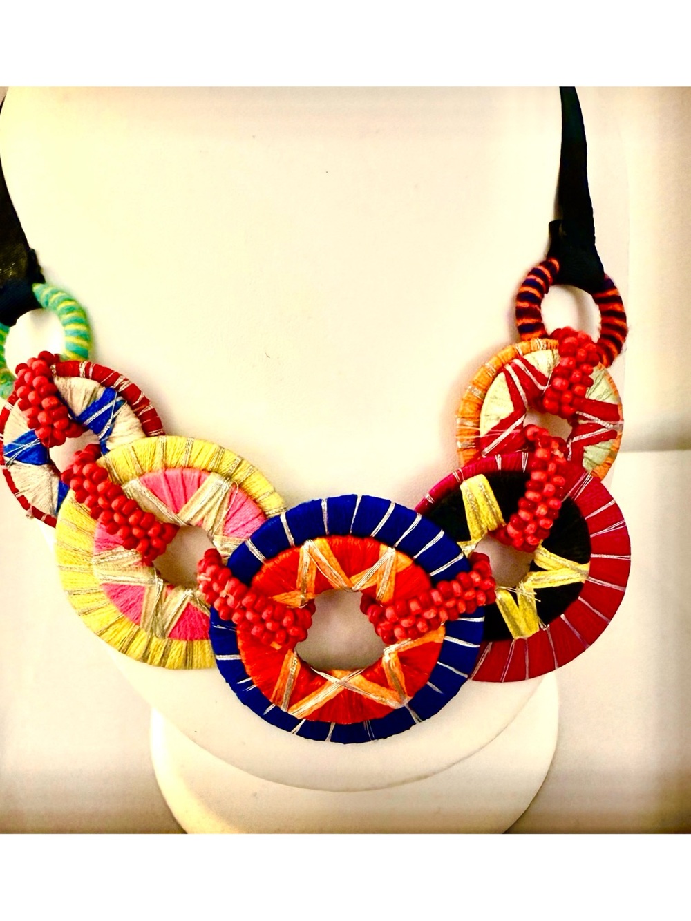 Colorful Thread Wrapped Ring Beaded Bib Statement Necklace Ribbon Tie 50.3g